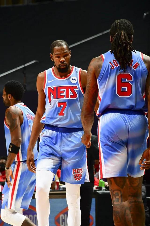 NBA赛程揭秘：篮网队暗藏玄机，球迷翘首期待